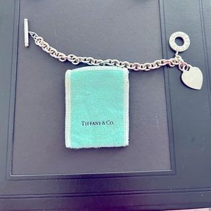 Authentic vintage Tiffany & Co Sterling Silver Heart Tag Toggle Bracelet